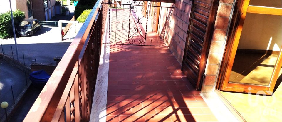 Appartamento 5 locali di 117 m² a Castelnuovo Berardenga (53019)