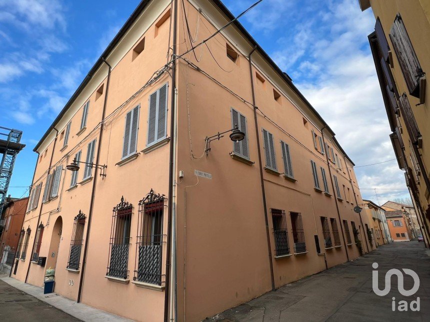 Quadrilocale di 150 m² a Finale Emilia (41035)