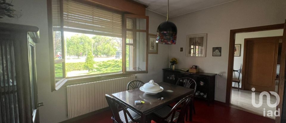 Casa indipendente / Villa 5 locali di 250 m² in Poggio Rusco (46025)