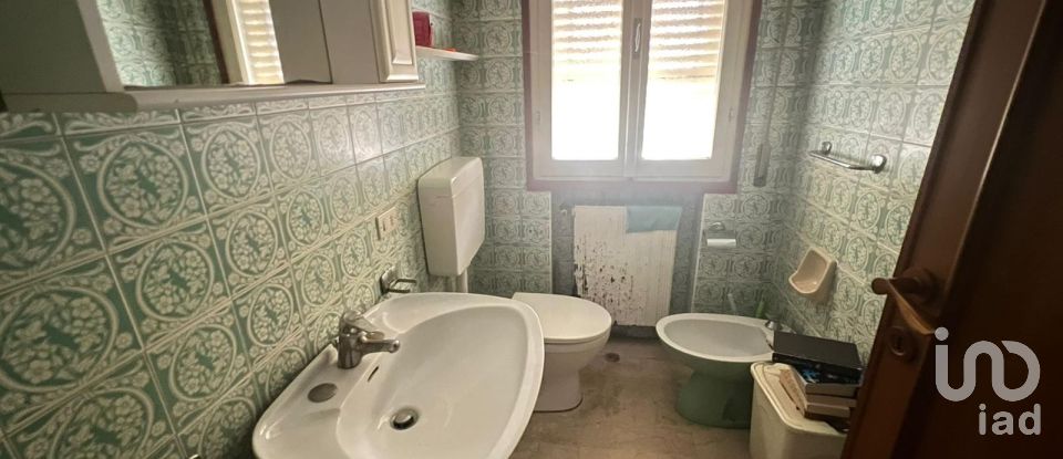 Casa indipendente / Villa 5 locali di 250 m² in Poggio Rusco (46025)