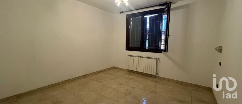 Villa Bifamiliare 3 locali di 200 m² in Poggio Rusco (46025)