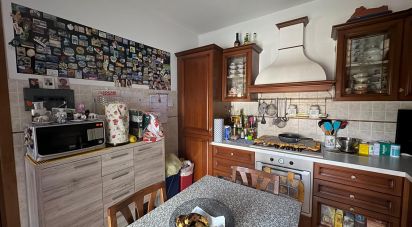 Three-room apartment of 100 m² in Medolla (41036)