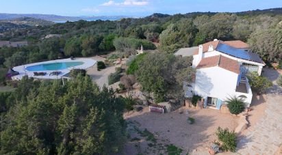 Casa indipendente / Villa 10 locali di 220 m² in Arzachena (07021)