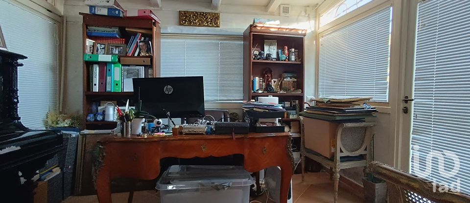 House 10 rooms of 220 m² in Arzachena (07021)