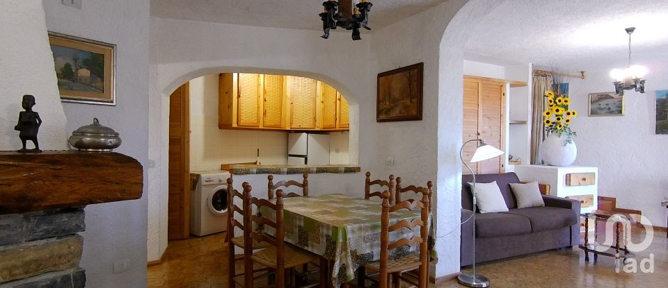 Four-room apartment of 100 m² in Santo Stefano d'Aveto (16049)