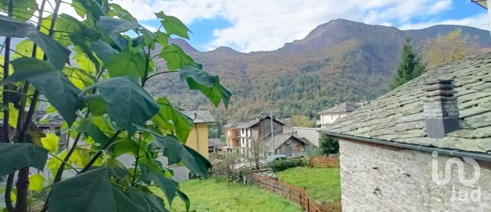 Village house 4 rooms of 130 m² in Cantoira (10070)