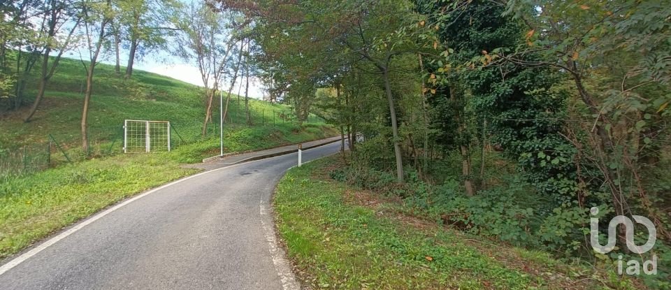 Land of 1,500 m² in La Cassa (10040)