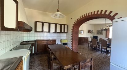 Apartment 8 rooms of 314 m² in Dicomano (50062)