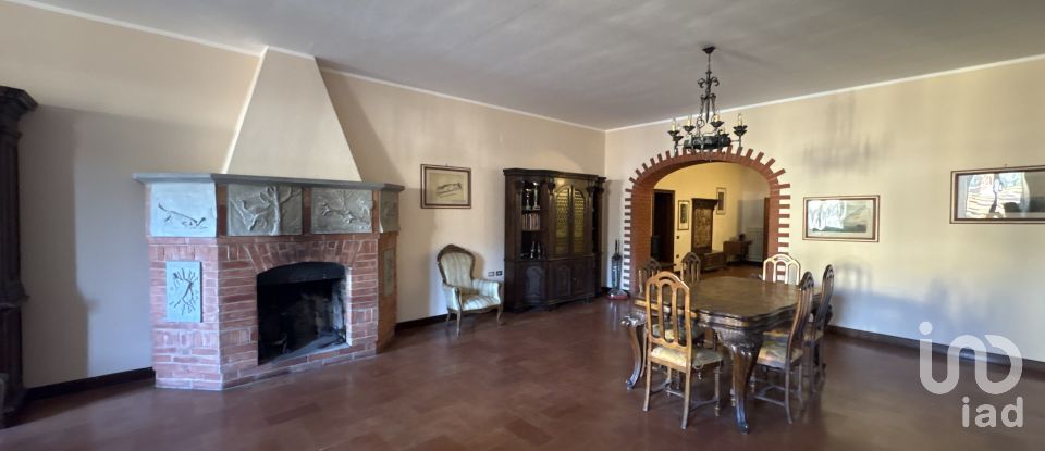 Apartment 8 rooms of 314 m² in Dicomano (50062)