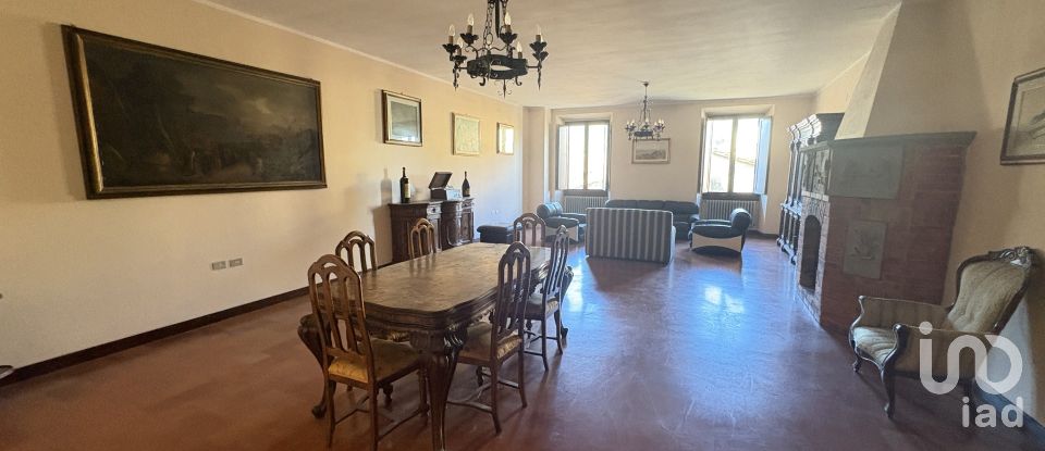 Apartment 8 rooms of 314 m² in Dicomano (50062)