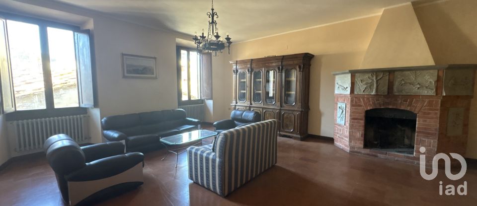 Apartment 8 rooms of 314 m² in Dicomano (50062)