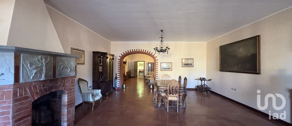 Apartment 8 rooms of 314 m² in Dicomano (50062)