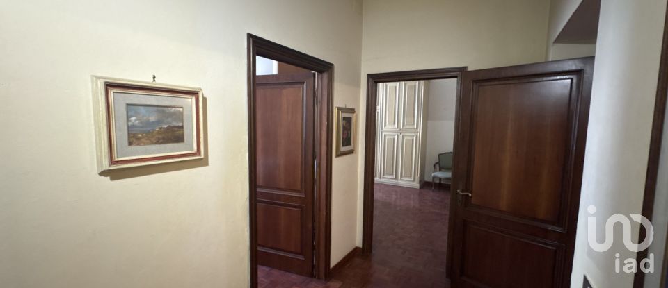 Apartment 8 rooms of 314 m² in Dicomano (50062)