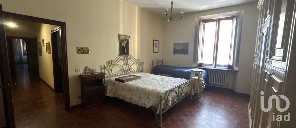 Apartment 8 rooms of 314 m² in Dicomano (50062)