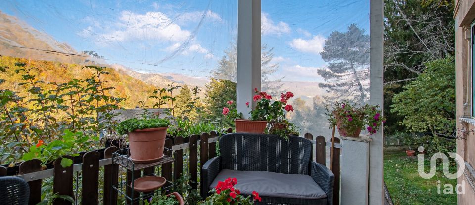 Attività locali di 250 m² in Torriglia (16029)