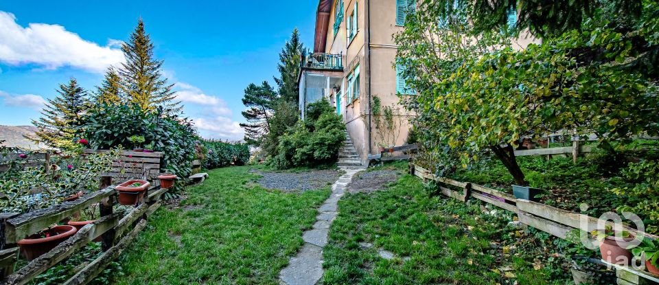 Attività locali di 250 m² in Torriglia (16029)