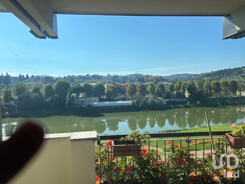 Apartment 0 rooms of 160 m² in Firenze (50125)