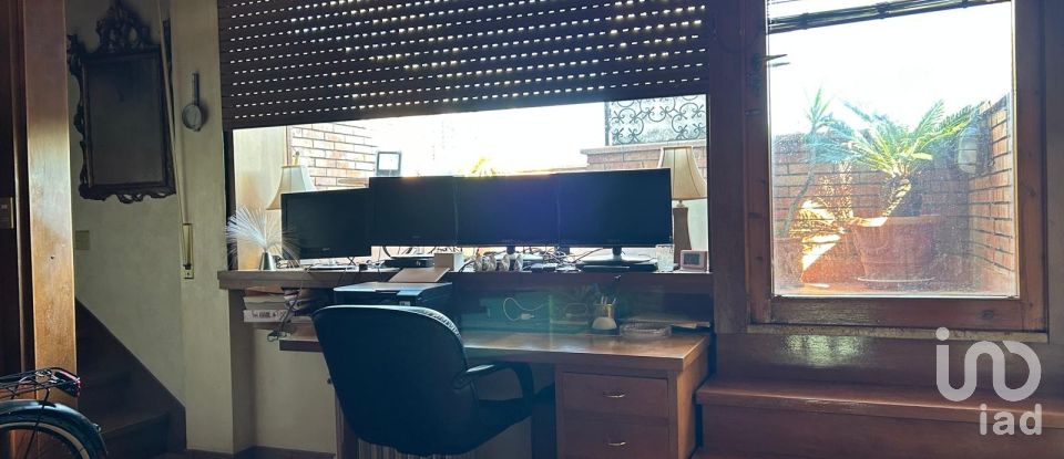 Apartment 0 rooms of 160 m² in Firenze (50125)