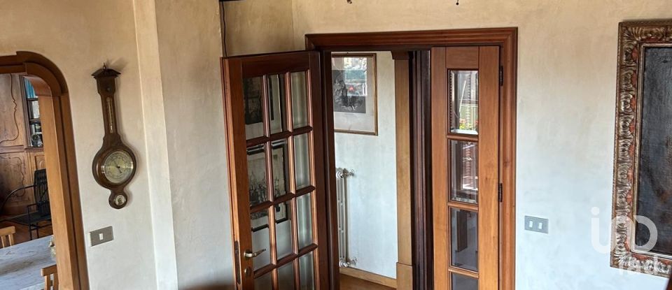 Apartment 0 rooms of 160 m² in Firenze (50125)