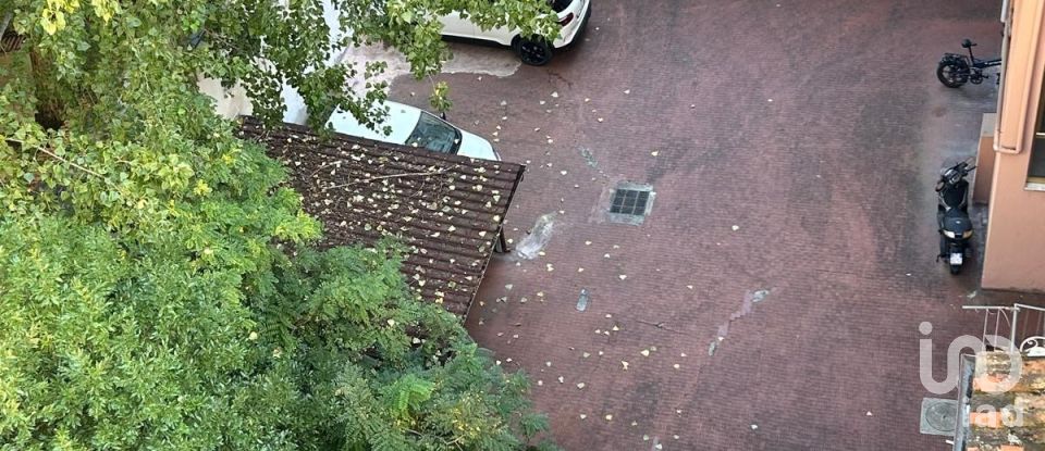 Apartment 0 rooms of 160 m² in Firenze (50125)