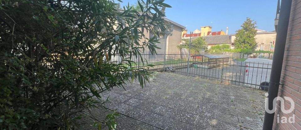 One-room apartment of 46 m² in Poggio Rusco (46025)