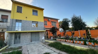 House 3 rooms of 135 m² in Revere (46036)