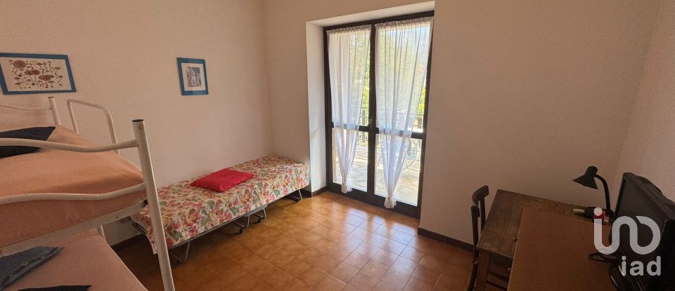 Quadrilocale di 80 m² a Calizzano (17057)
