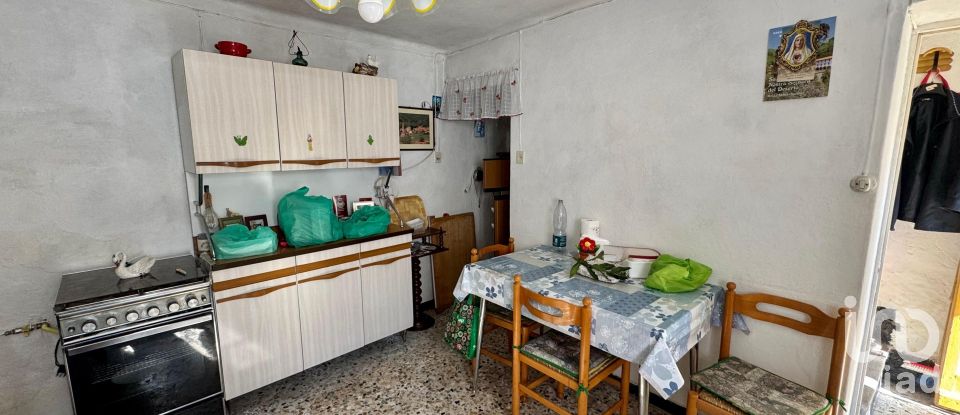 Village house 6 rooms of 132 m² in Calizzano (17057)