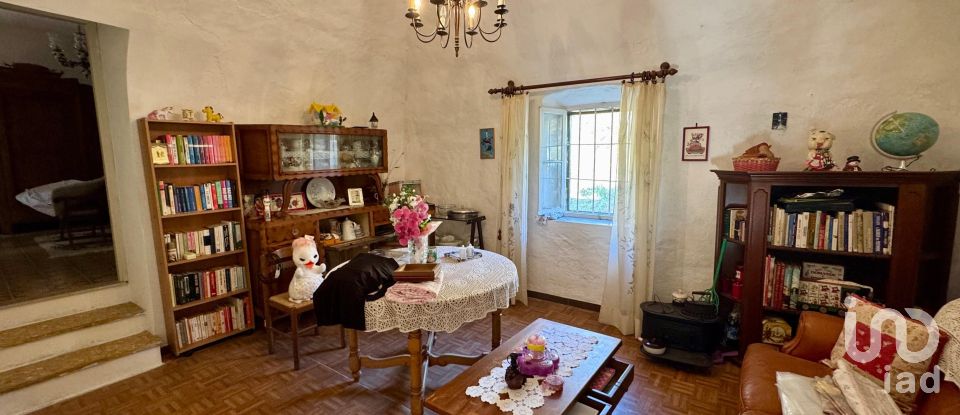 Village house 6 rooms of 132 m² in Calizzano (17057)