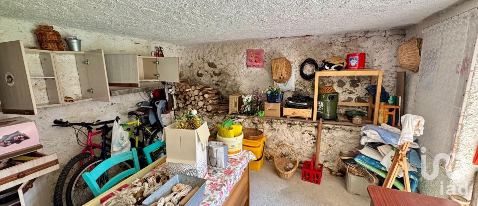 Village house 6 rooms of 132 m² in Calizzano (17057)