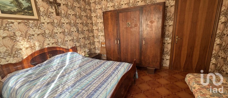 Trilocale di 70 m² a Apecchio (61042)