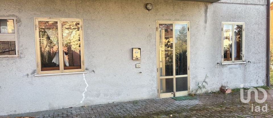 Trilocale di 70 m² a Apecchio (61042)