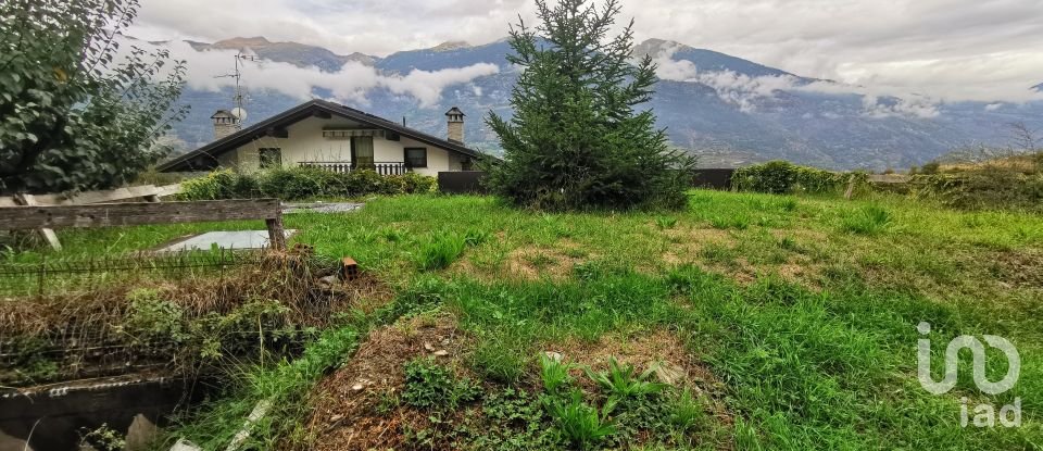 Casale 6 locali di 303 m² in Aymavilles (11010)