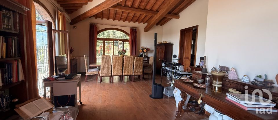 Casa indipendente / Villa 12 locali di 385 m² in Fiesole (50014)