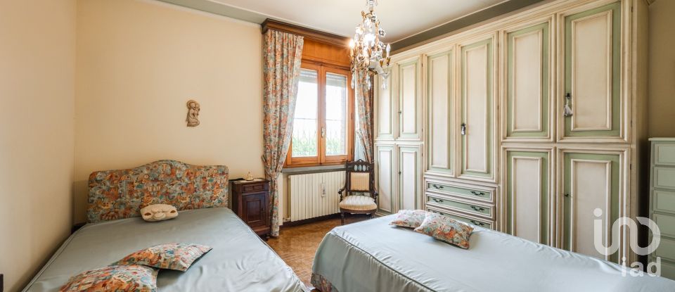 Townhouse 5 rooms of 208 m² in Concordia sulla Secchia (41033)