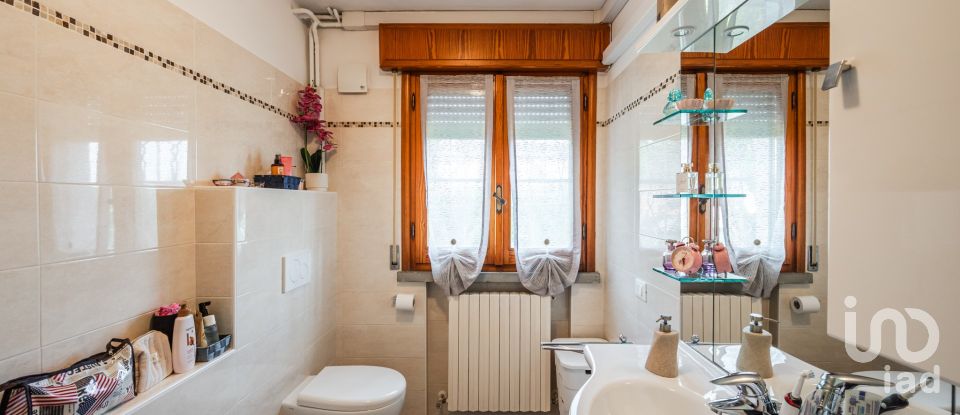 Townhouse 5 rooms of 208 m² in Concordia sulla Secchia (41033)