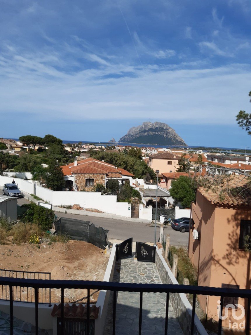 Farm 5 rooms of 175 m² in Loiri Porto San Paolo (07020)