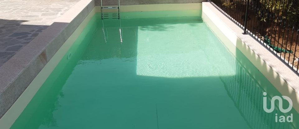 Farm 5 rooms of 175 m² in Loiri Porto San Paolo (07020)