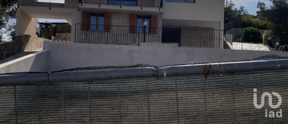 Farm 5 rooms of 175 m² in Loiri Porto San Paolo (07020)