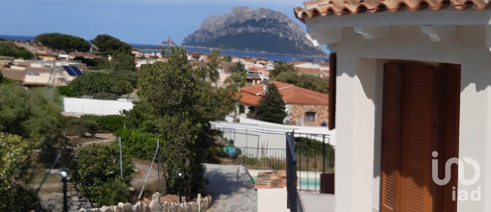 Farm 5 rooms of 175 m² in Loiri Porto San Paolo (07020)