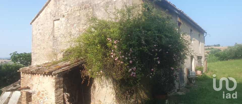 Casa indipendente 10 locali di 284 m² in Osimo (60027)