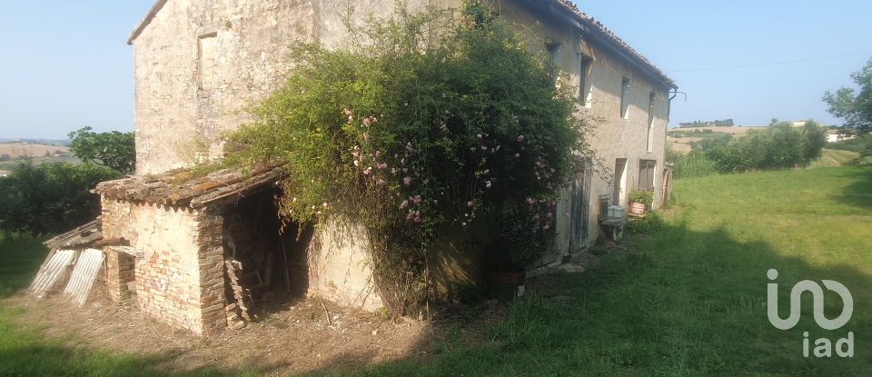 Casa indipendente 10 locali di 284 m² in Osimo (60027)