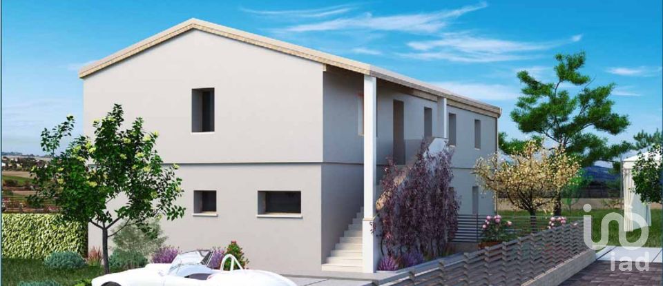 Casa indipendente 10 locali di 284 m² in Osimo (60027)
