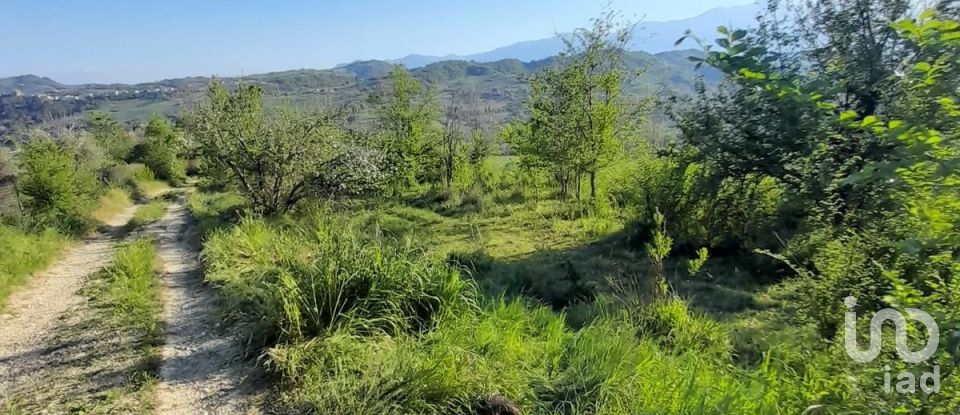 Land of 280,000 m² in Montefino (64030)