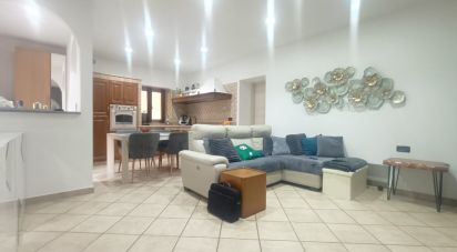Quadrilocale di 90 m² a Vaie (10050)