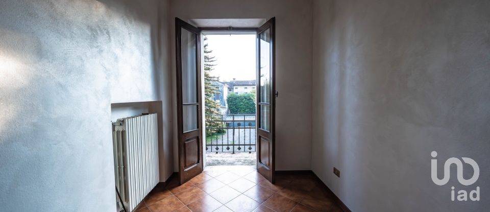 Villa storica 15 locali di 540 m² in Ceresara (46040)