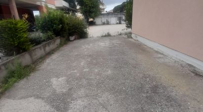Quadrilocale di 235 m² a Giulianova (64021)