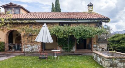 Farm 6 rooms of 250 m² in Scandriglia (02038)