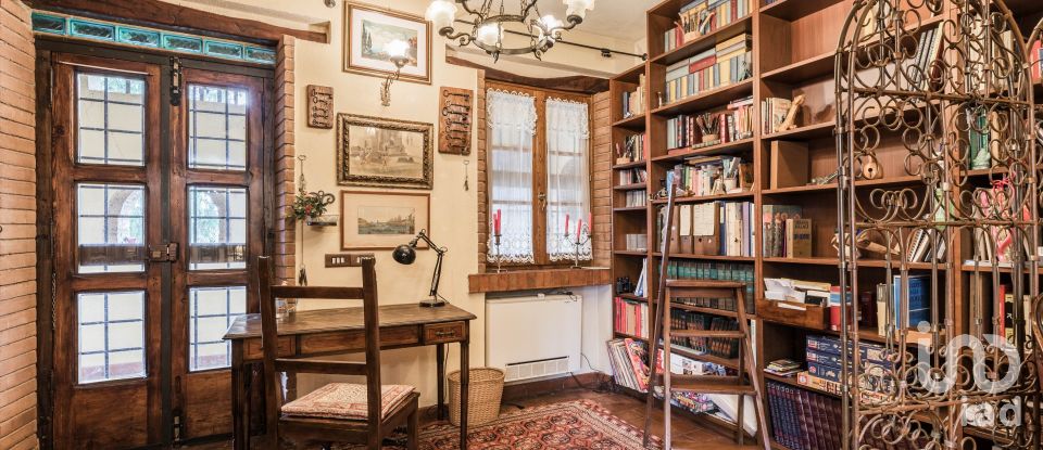 Farm 6 rooms of 250 m² in Scandriglia (02038)