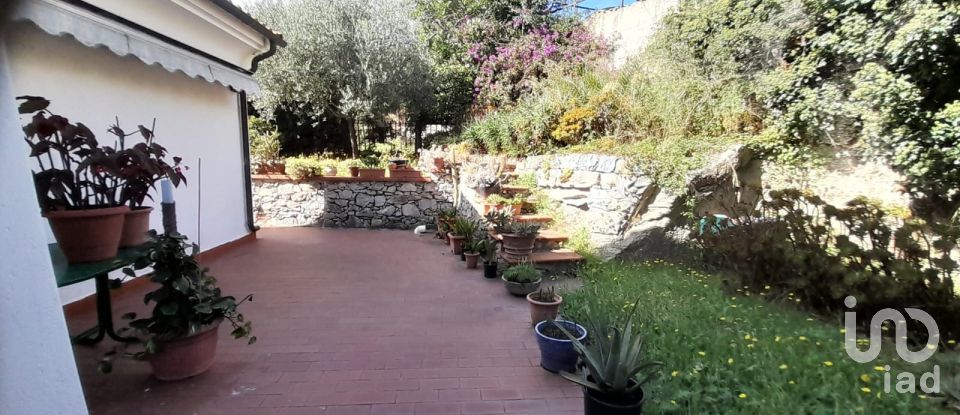 House 11 rooms of 300 m² in Tovo San Giacomo (17020)